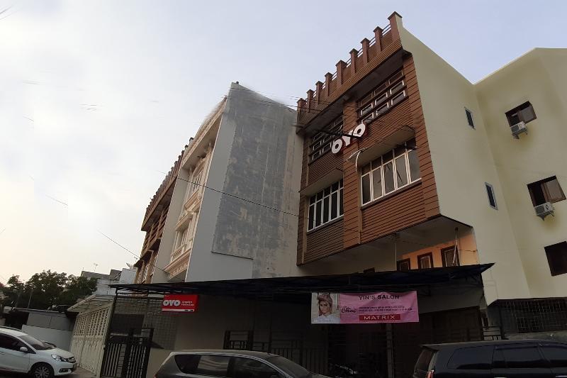 Oyo 1053 Angelyn Home Stay Medan Exterior photo